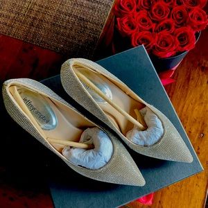 Jeffrey Campbell’s stiletto